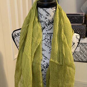 ITEM NO. 38: Suantrai of Ireland (Jameson Whiskey Emblem) lime green scarf.